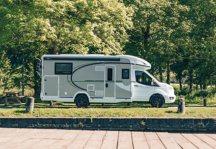 4 seater semi-integrated bed pavilion